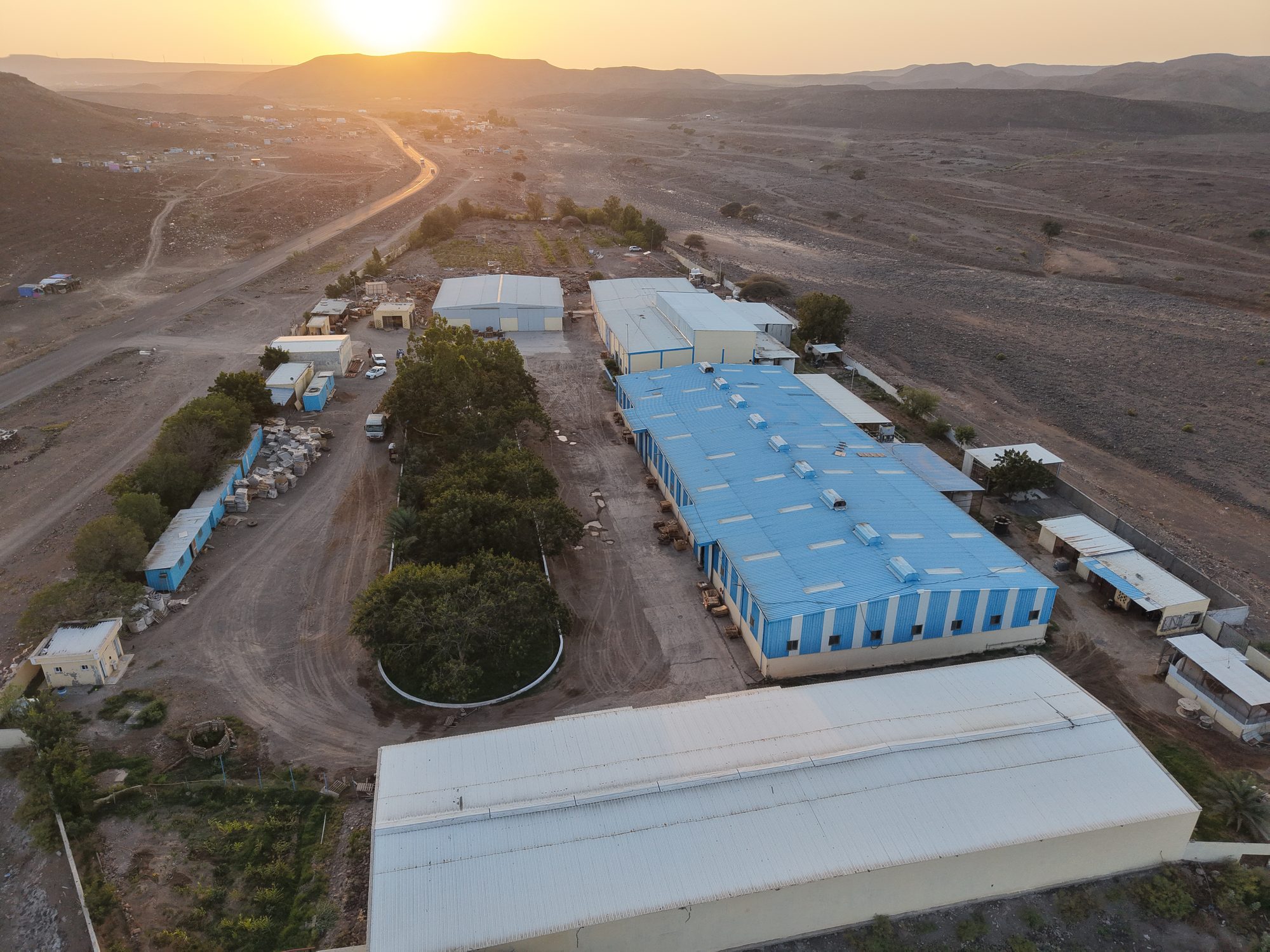 Vue aérienne de l'usine de production Bio, Gued-Karwayné, région d'Arta